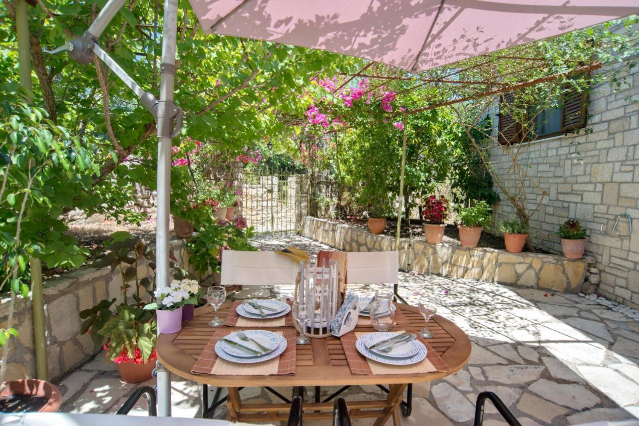 Villa Kiki Paxos Ozias Gaios Exterior photo